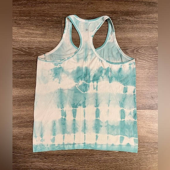 Lululemon Swiftly Tech Racerback in Heathered Tranquil Blue Size 12 - Picture 5 of 5